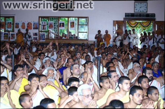 Jagadguru performs Vyasapuja and Chaturmasya Sankalpa at Sringeri