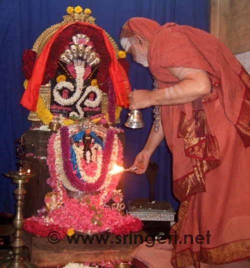 Mahaswamiji undertakes short tours in Karnataka