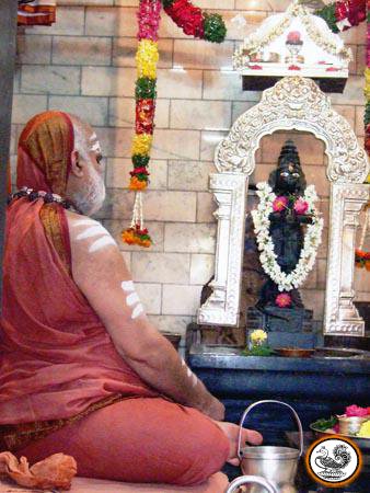 Jagadguru Performs Kumbhabhisheka at Anjaneya Temple in Sringeri