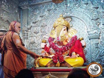 Jagadguru graces Pune